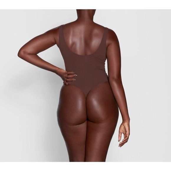 SKIMS Women's Sz XS Cocoa Brown Fits Everybody Square Neck Sleeveless Bodysuit - Picture 4 of 4